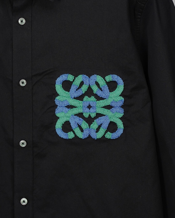 ブランドシャツ着用イメージ